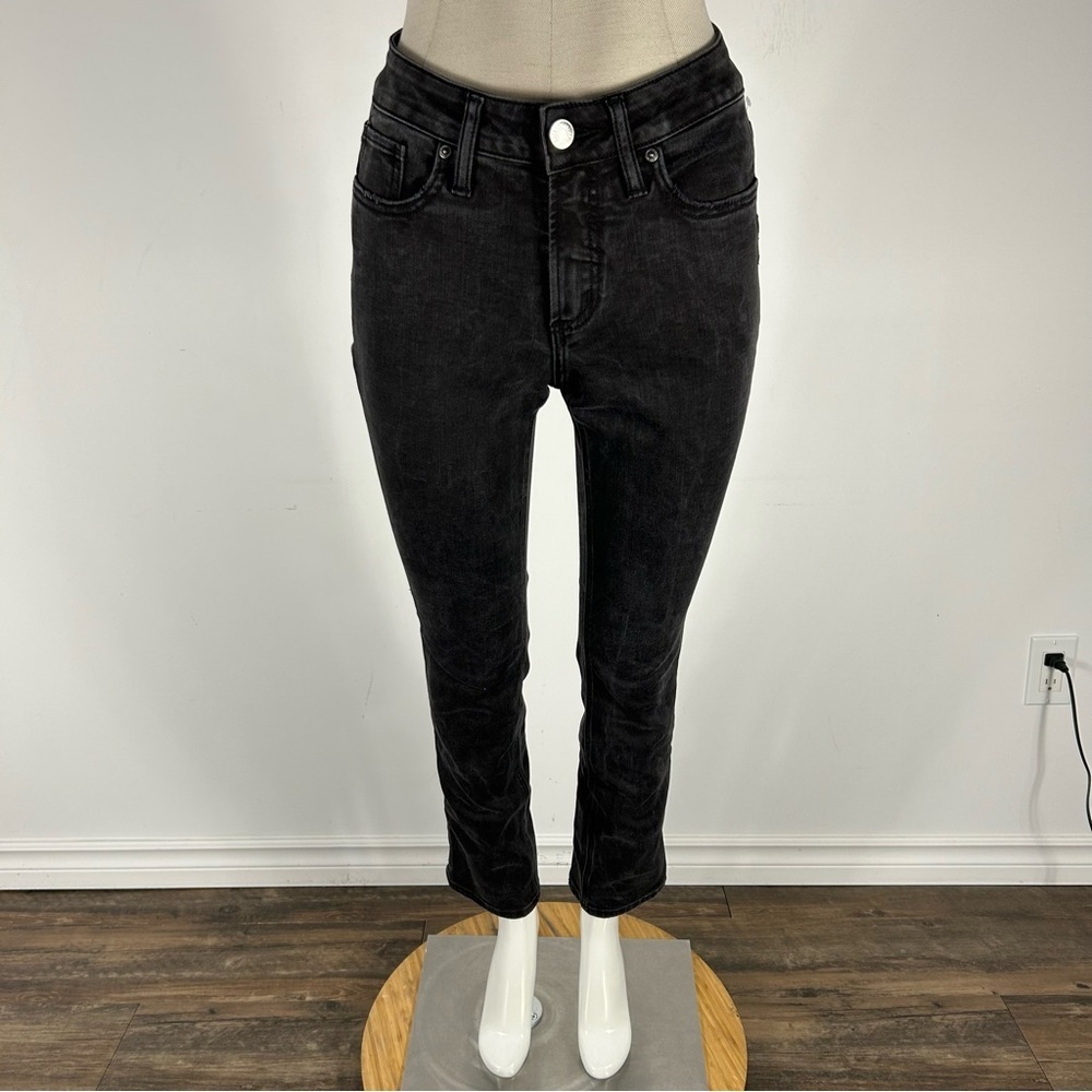 Silver Jeans Suki Black Straight Leg Jeans | Curvy Fit Size 27